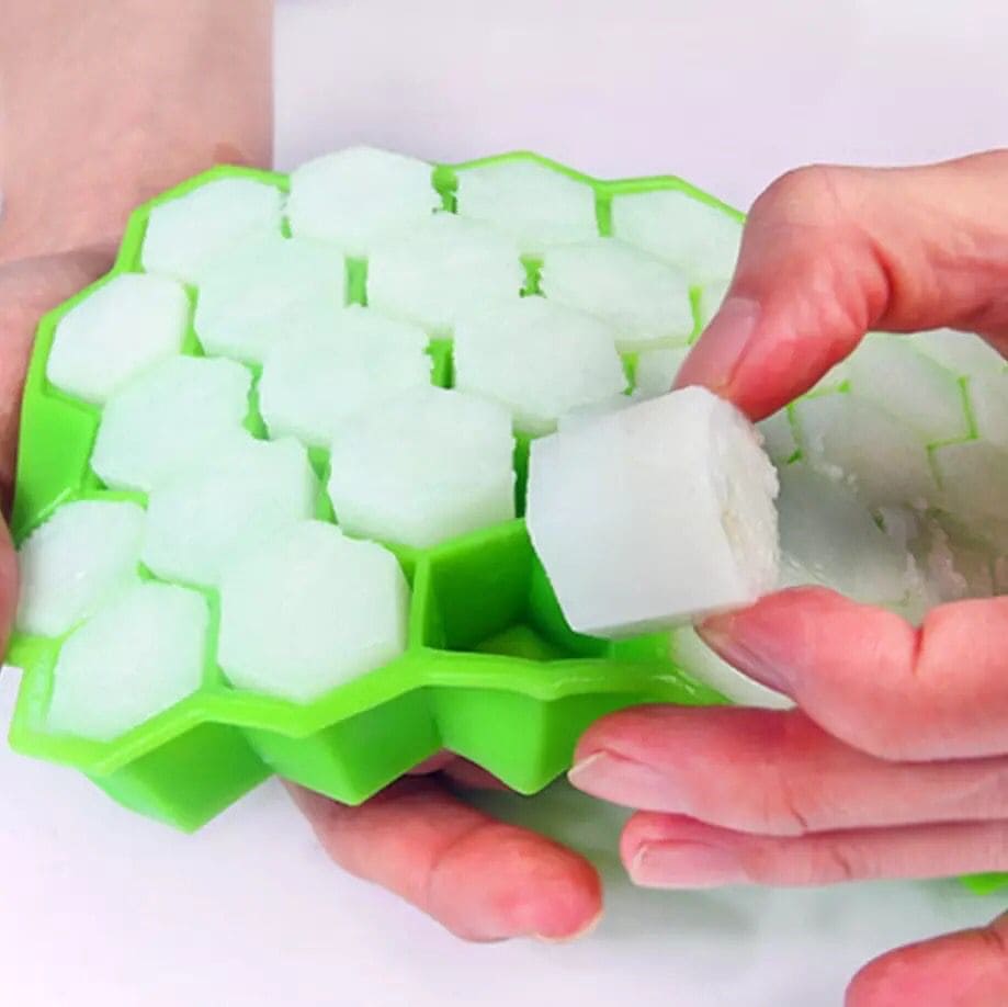 Silicone 37 Cells Hexagonal Honeycomb Shaped Ice Tray, Easy Release Mini Ice Cube Tray With Lid Silicone 37 Cells Hexagonal Honeycomb Shaped Ice Tray, Easy Release Mini Ice Cube Tray With Lid